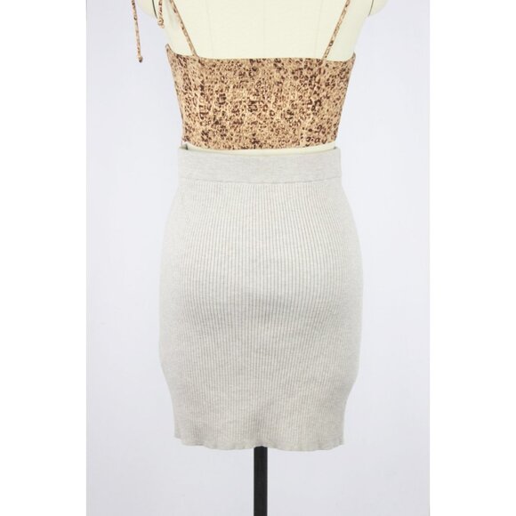 Aritzia WILFRED Reso Greige Ribbed Knit High Waisted Bodycon Mini Skirt, Size S - Picture 10 of 12